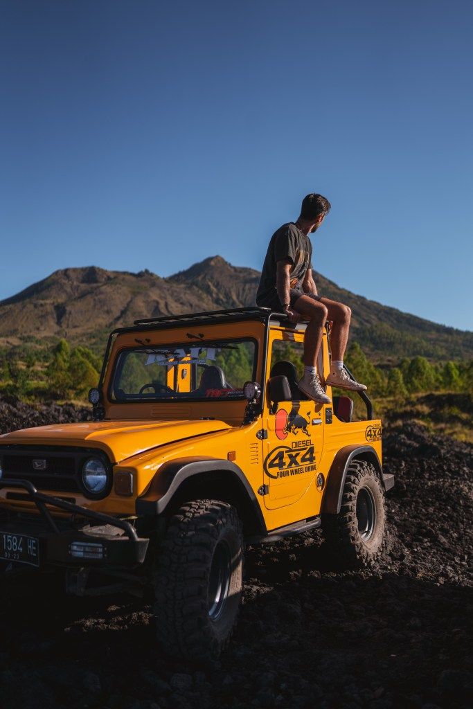 BLACK LAVA MOUNTH BATUR SUNRISE JEEP