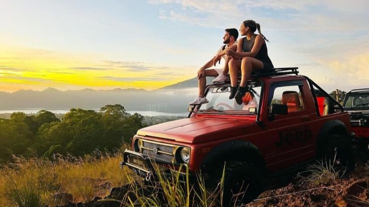 BLACK LAVA MOUNTH BATUR SUNRISE JEEP